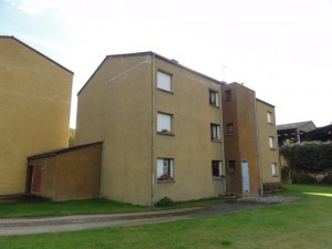 avant-rehabilitation-energetique-logements-collectifs-Mane-Rieux-Volvestre